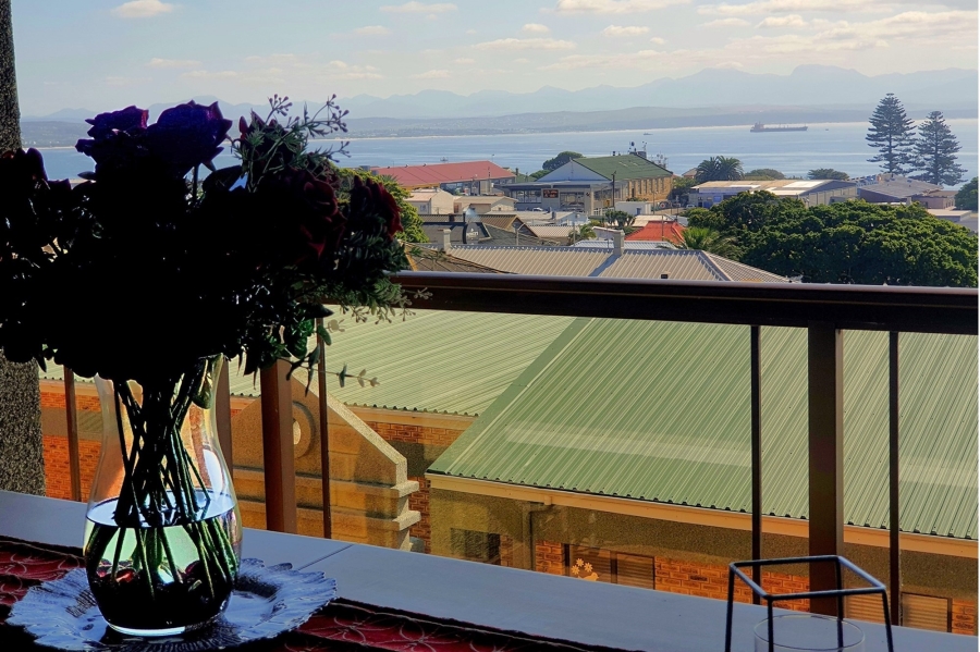 3 Bedroom Property for Sale in Mossel Bay Central Western Cape